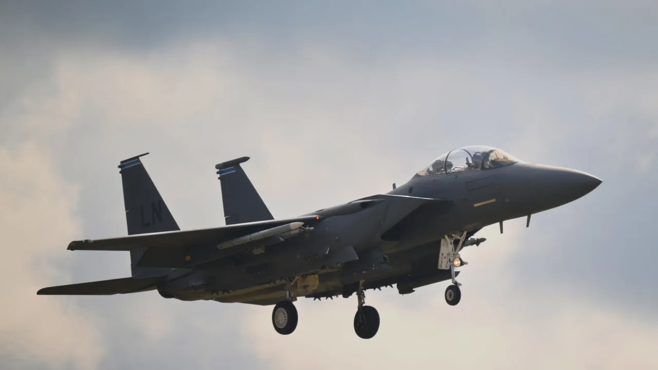 US fighter jet shot down over Iran, one pilot rescued