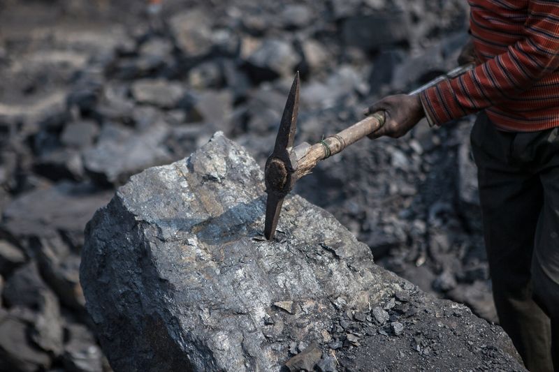 Coal India shares jump 5 per cent in early trade after declaring Q4 results