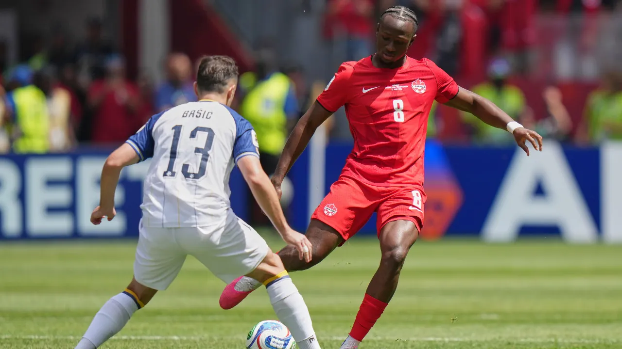 Canada draws with Bosnia, sparks red card debate among pundits