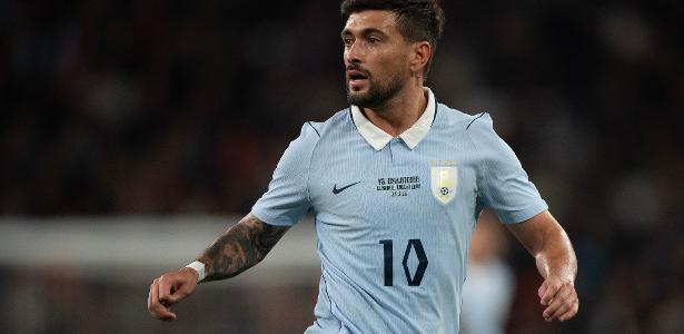 Erro da Fifa atrasa voo do Uruguai antes da estreia na Copa