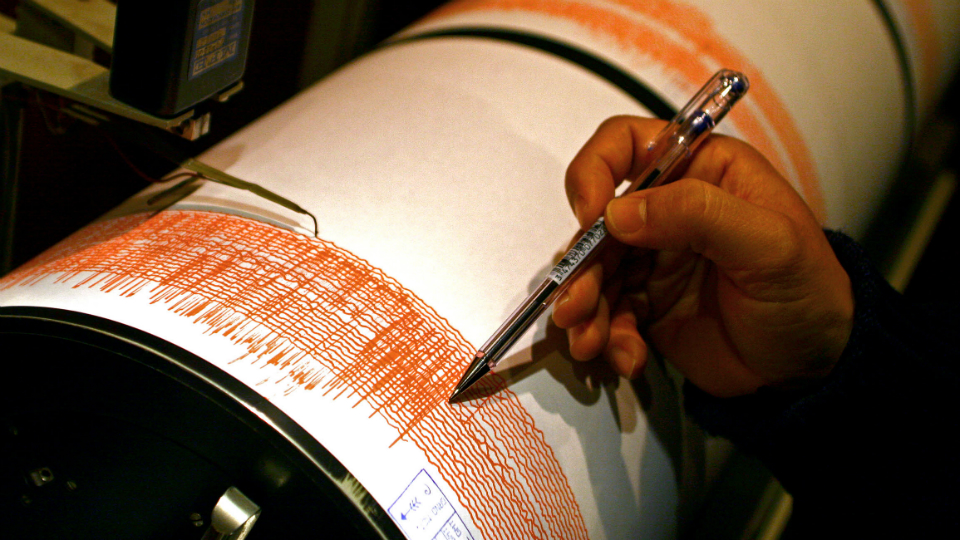 Strong earthquake off Cuba's coast shakes Havana, Mexico's Cancun