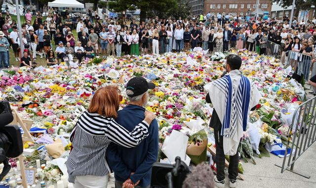 Bondi attack inquiry calls for greater security at Jewish events