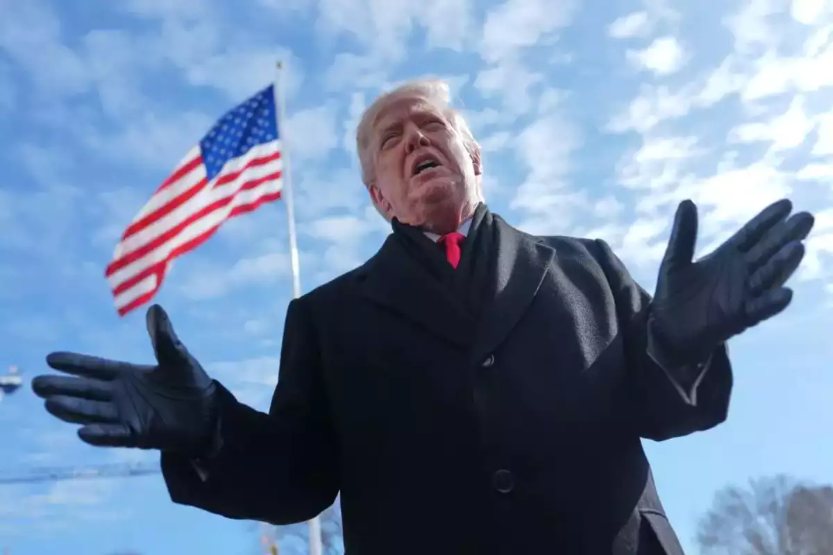 Trump: Seriously considering quitting NATO; they're a paper tiger