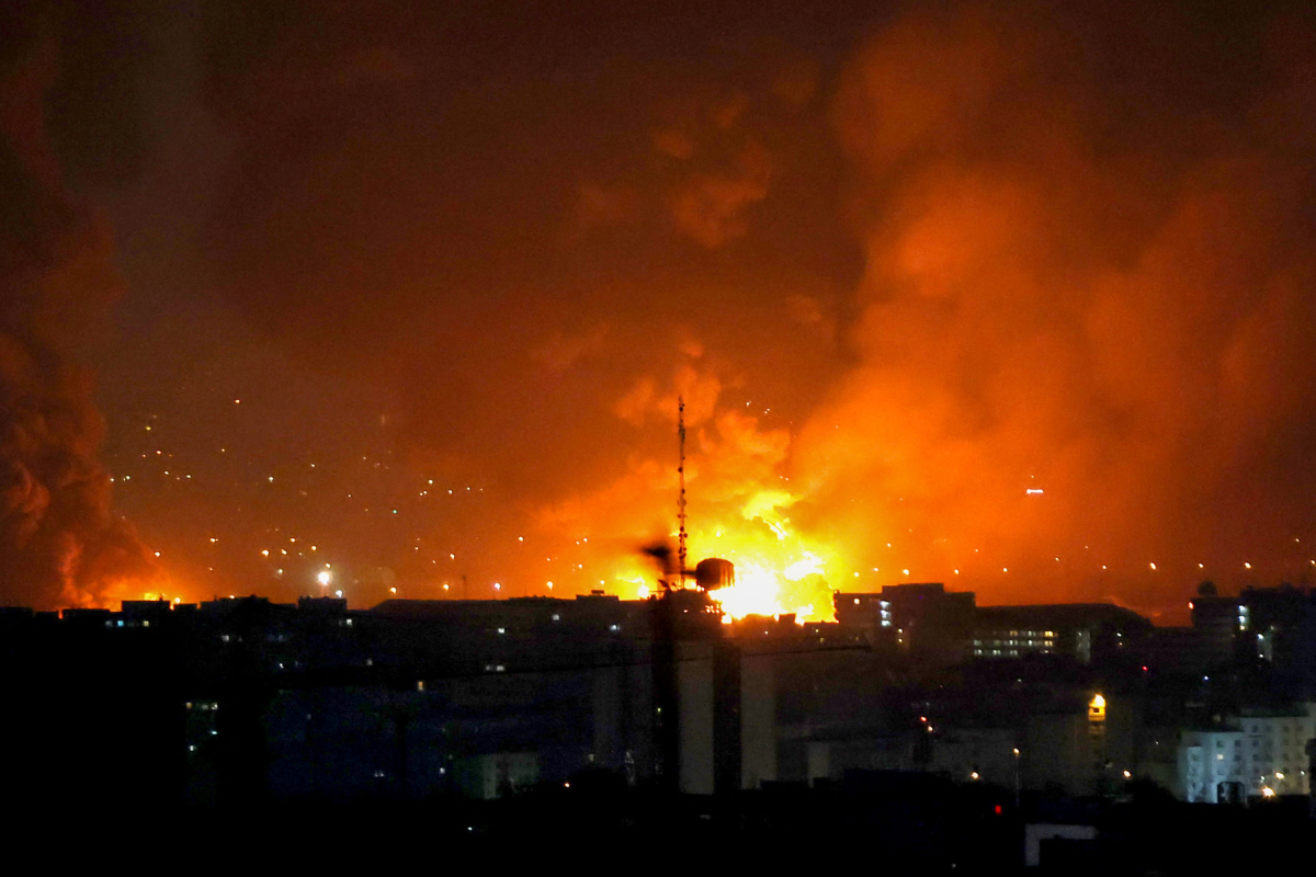 Iran War Live: Trump Says Iran Will Be Hit 'Very Hard' Today