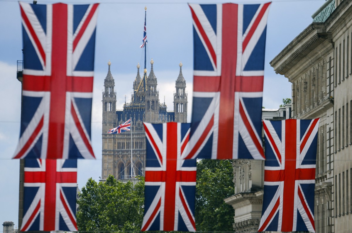UK inflation dips in only temporary relief from Iran war impact