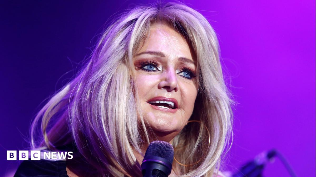 'Heartbroken' Catherine Zeta-Jones leads tributes to singer Bonnie Tyler