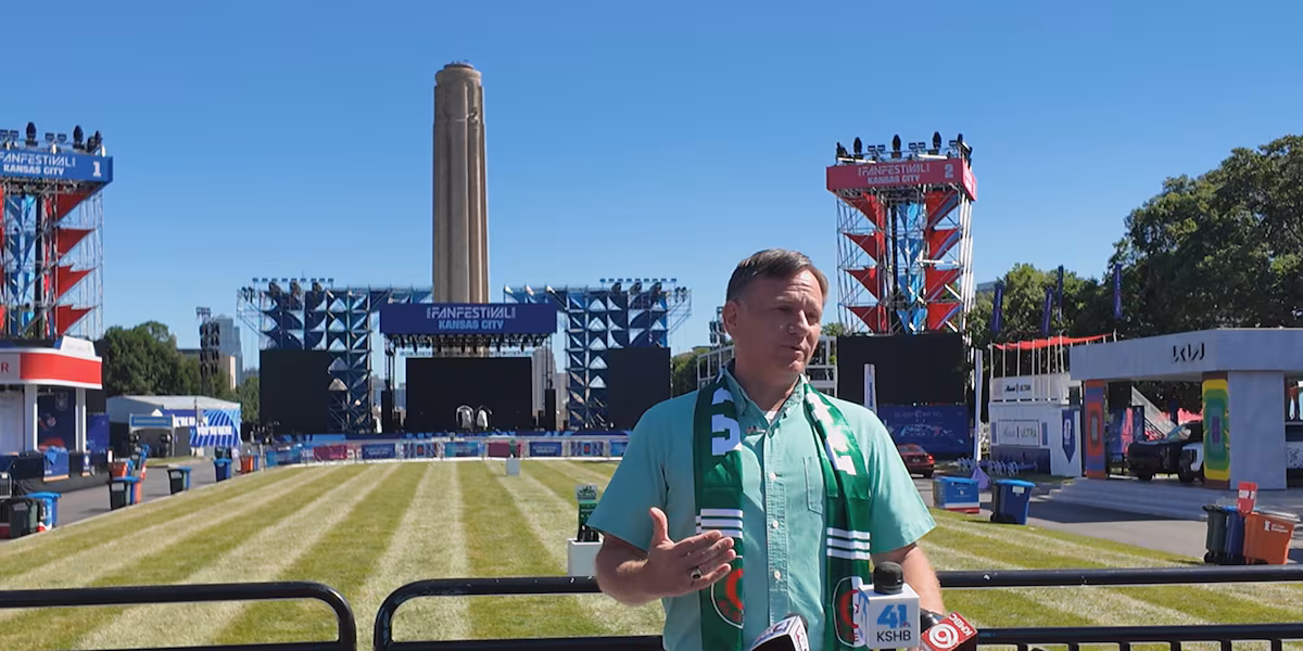 Mayor touts Lawrence’s ‘home’ feel for Algeria ahead of World Cup