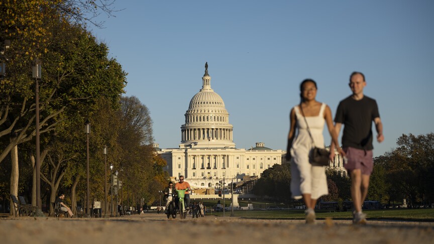 US Congress passes 45-day extension of law granting warrantless spying powers