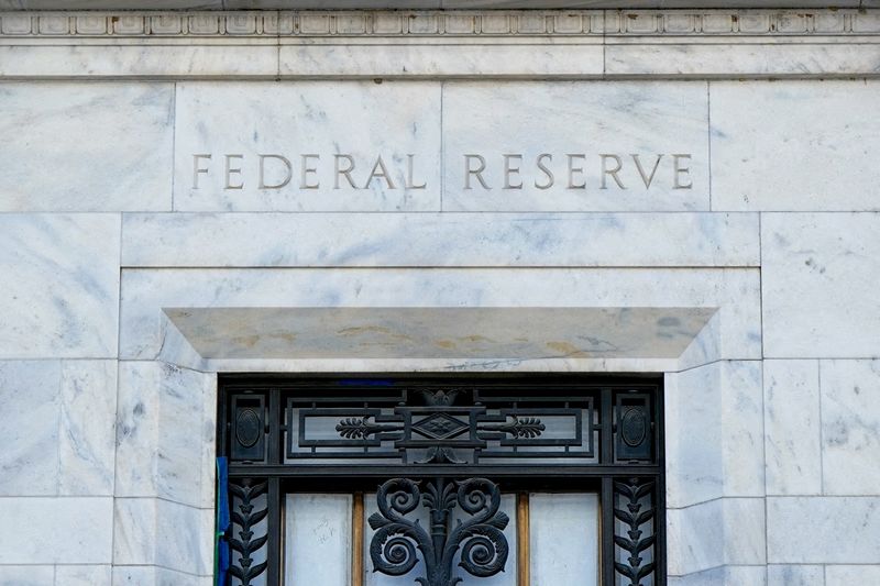 White House says increased productivity means Fed can cut rates