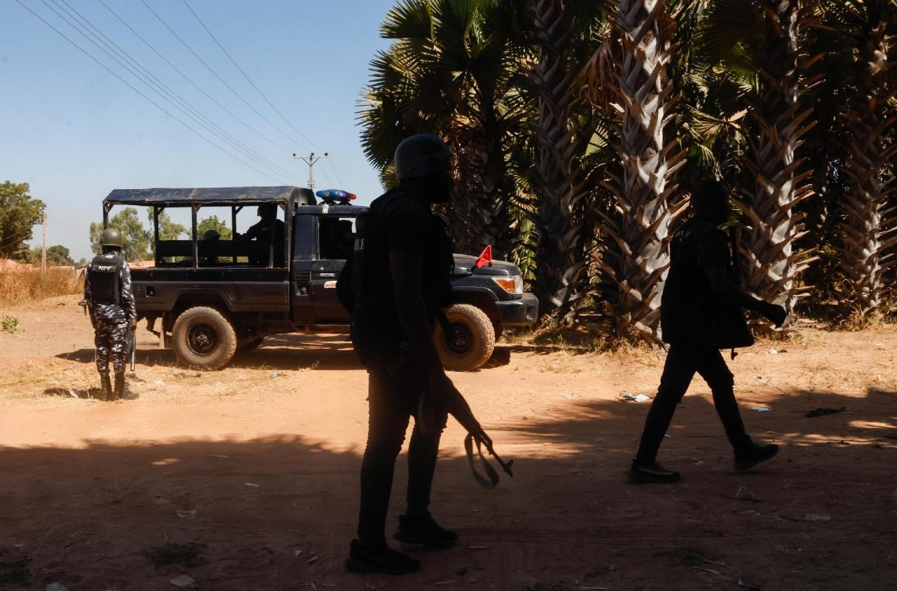 Nigeria, almeno 50 studenti rapiti in tre diverse scuole nel nord-est