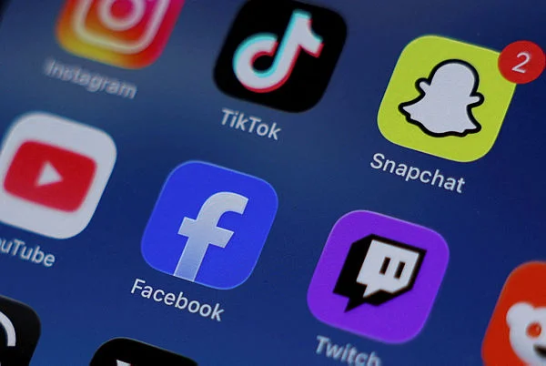 Australian regulator probes Facebook, YouTube over teen social media ban