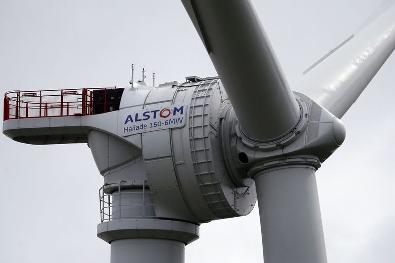 Alstom sinks 28% after scrapping cash flow guidance, outlook miss