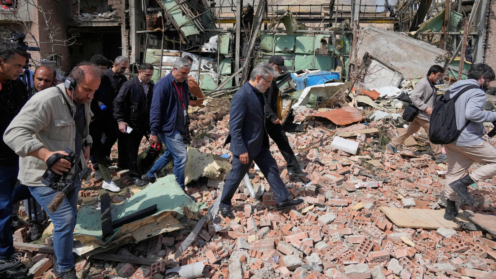 Trump gives Iran 48 hours to open Strait of Hormuz as search continues for missing US pilot