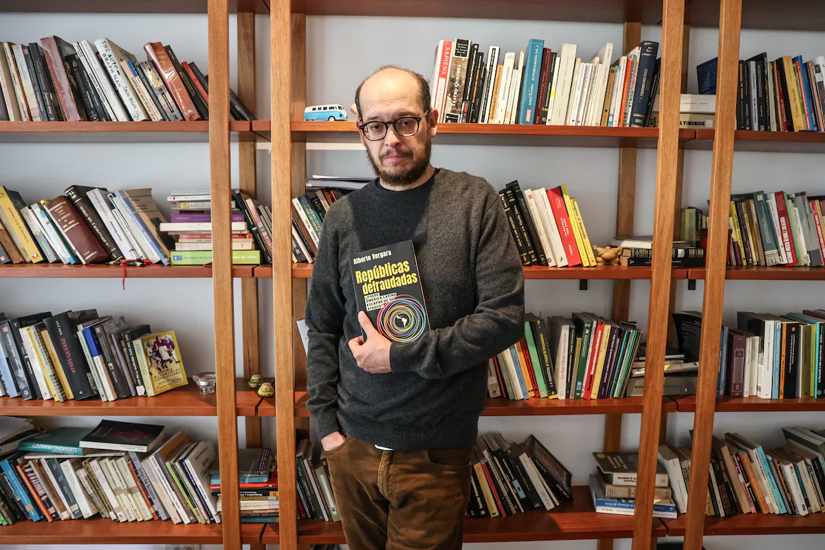 Alberto Vergara: "En las elecciones peruanas coinciden los problemas más graves con la peor oferta en décadas"