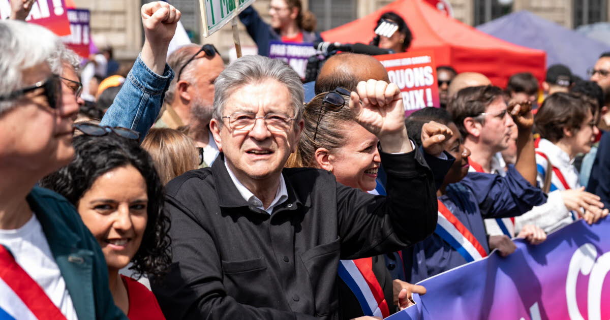 Officiellement candidat, Jean-Luc Mélenchon repart à la conquête de l’Élysée