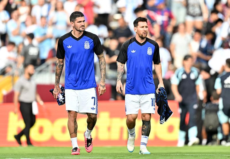 Soccer-Argentina players' passport details leaked in security oversight