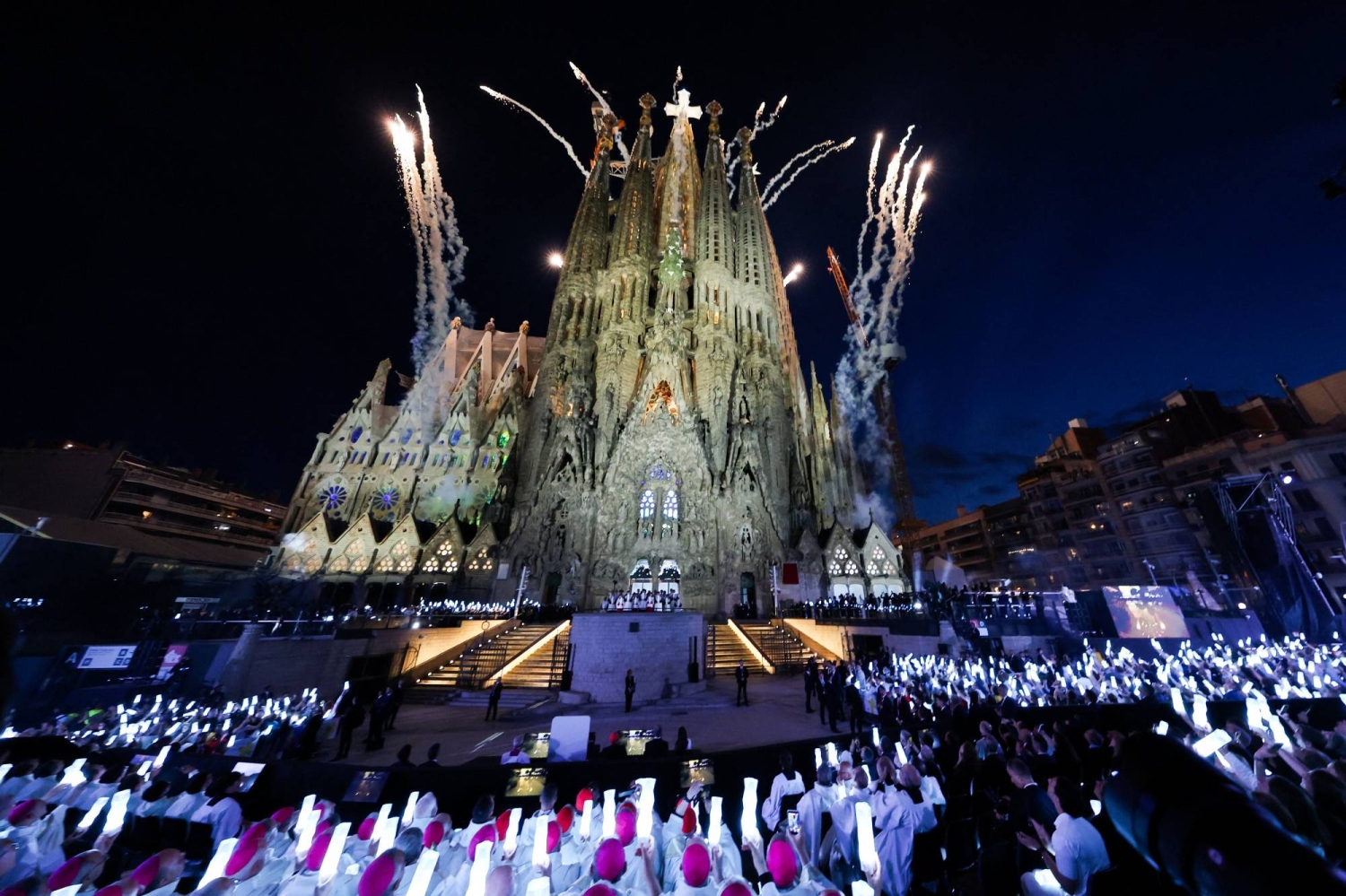 With Pope Leo’s blessing, Barcelona’s Sagrada Familia reaches new heights
