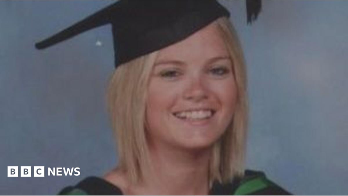 Family of woman who died after 'misread' smear test join calls for inquiry