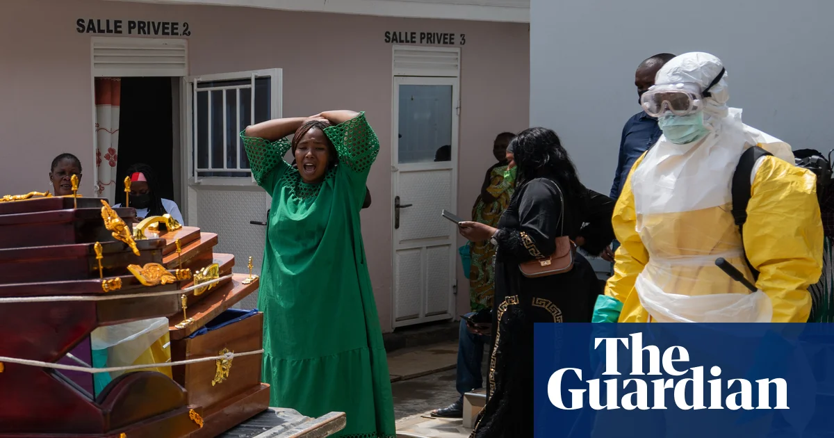 US temporarily bans green-card holders from entering country from African nations
