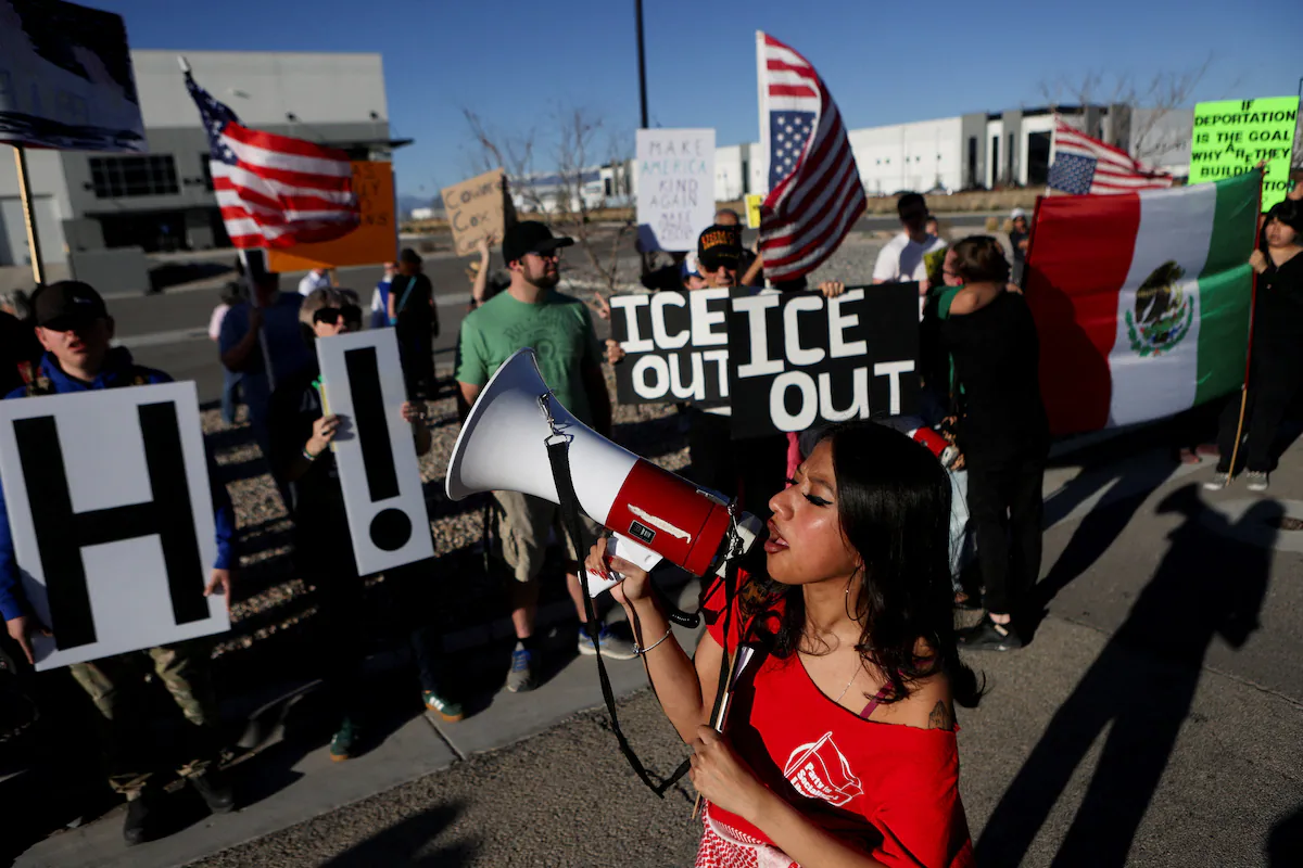 México eleva su protesta por la muerte de connacionales bajo la custodia del ICE