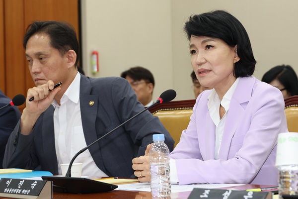 2024 Election: Why the Controversial Nominations of Lee Jin-sook and Kim Tae-kyu Are Stirring Up Political Storms in South Korea