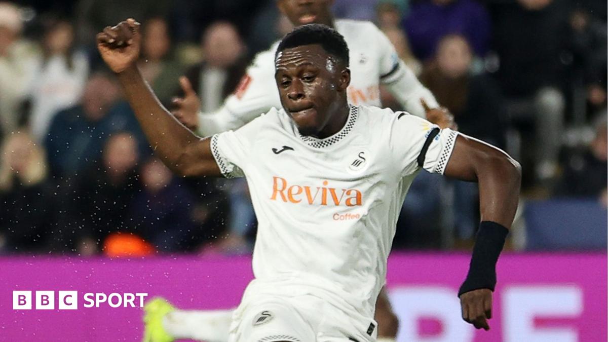 Swans winger Inoussa joins Gornik Zabrze on loan