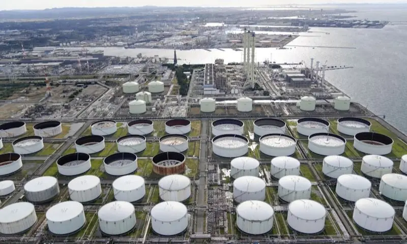 Japan considers releasing national oil stockpile amid Iran war supply crisis: report