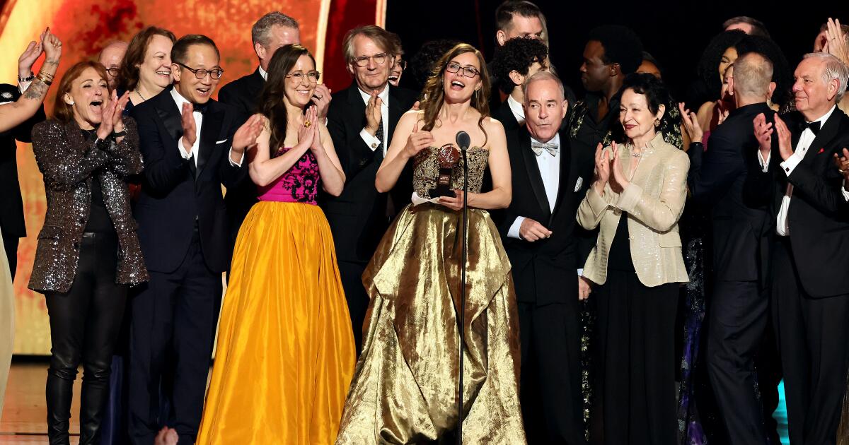 Tony Awards 2026: Three’s a charm, John Lithgow, Laurie Metcalf achieve Tony trifectas