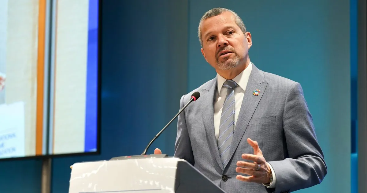 Iran must not charge tolls in Strait of Hormuz, UN maritime chief says