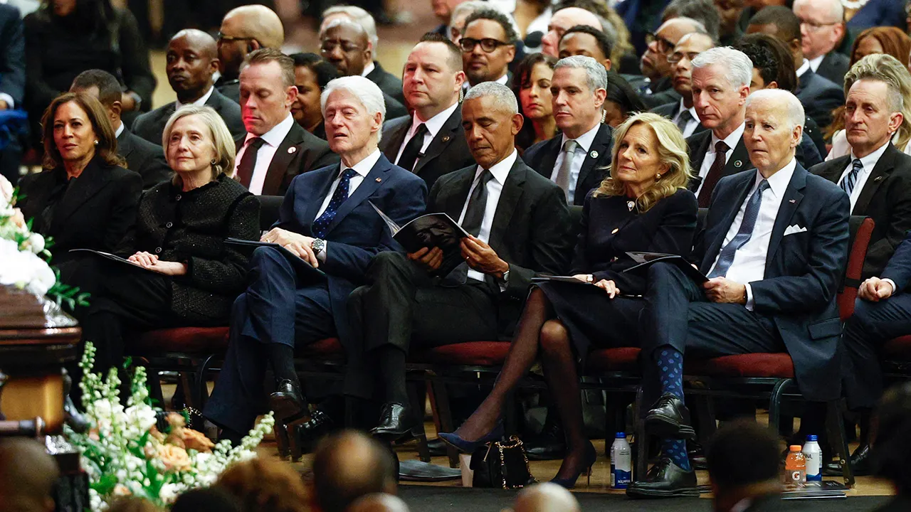 Obama, Biden, Clintons remember Jesse Jackson in Chicago memorial service