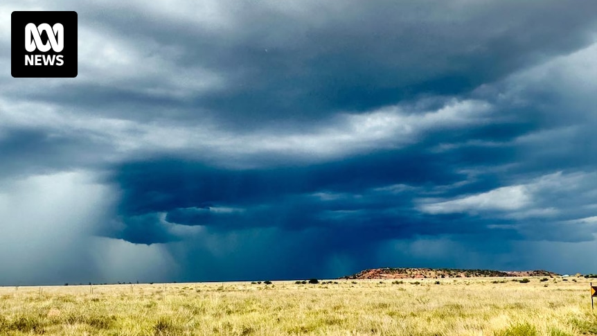 US forecasters say potentially record-breaking El Niño underway