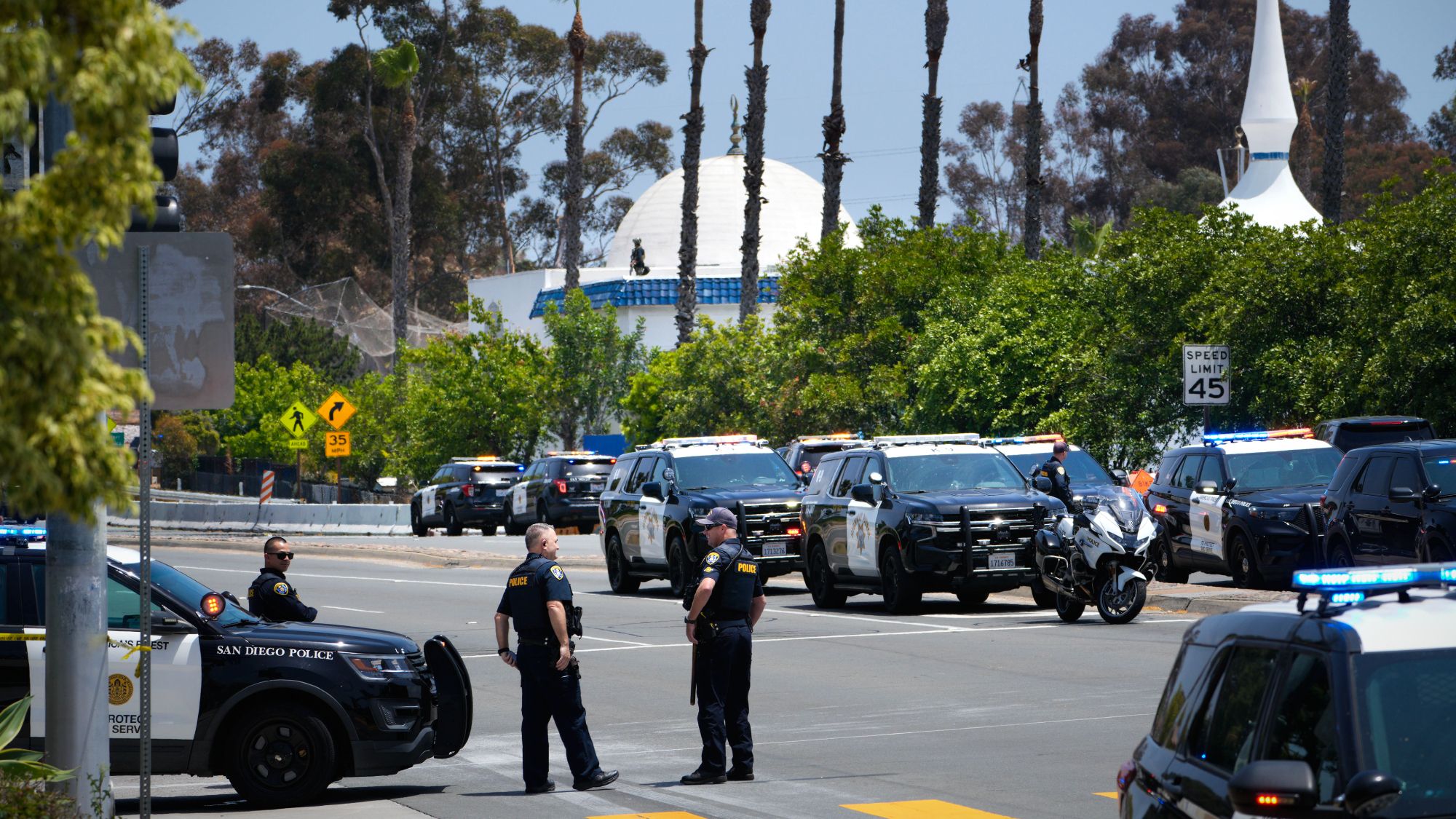 3 killed in suspected hate crime at San Diego mosque