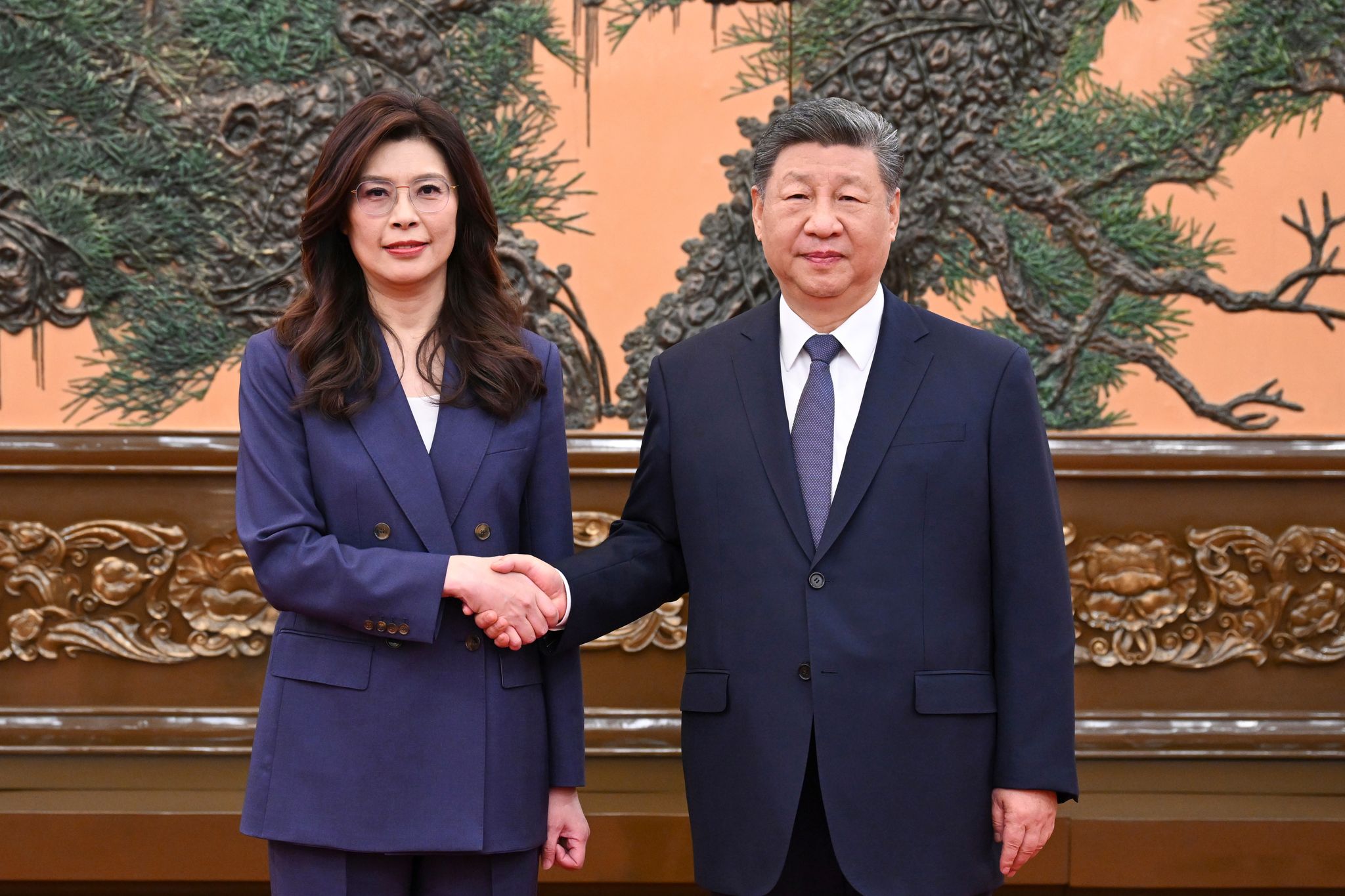 Taiwan opposition leader meets China's Xi Jinping as both sides call for peace