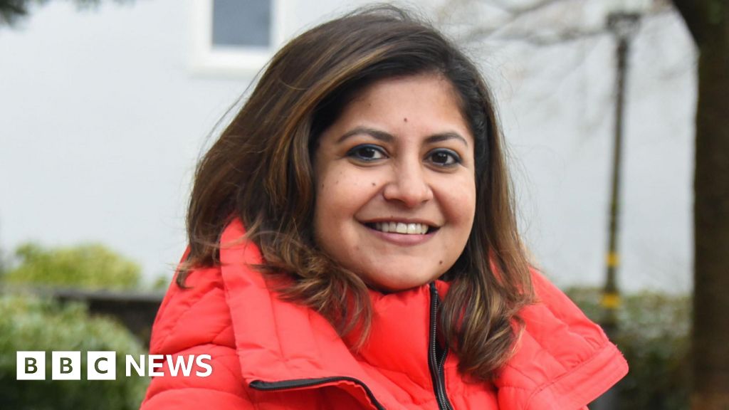 Germany has a shortage of workers - so it's turning to India for help