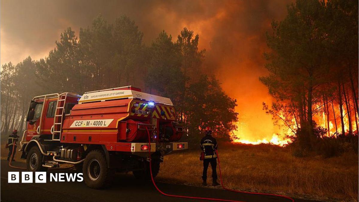 France evacuates 20,000 as wildfires spread in south-west
