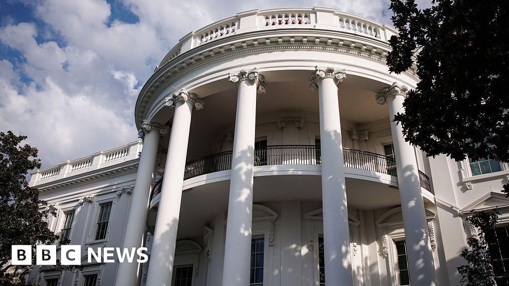 US Secret Service investigates reports of gunfire near White House