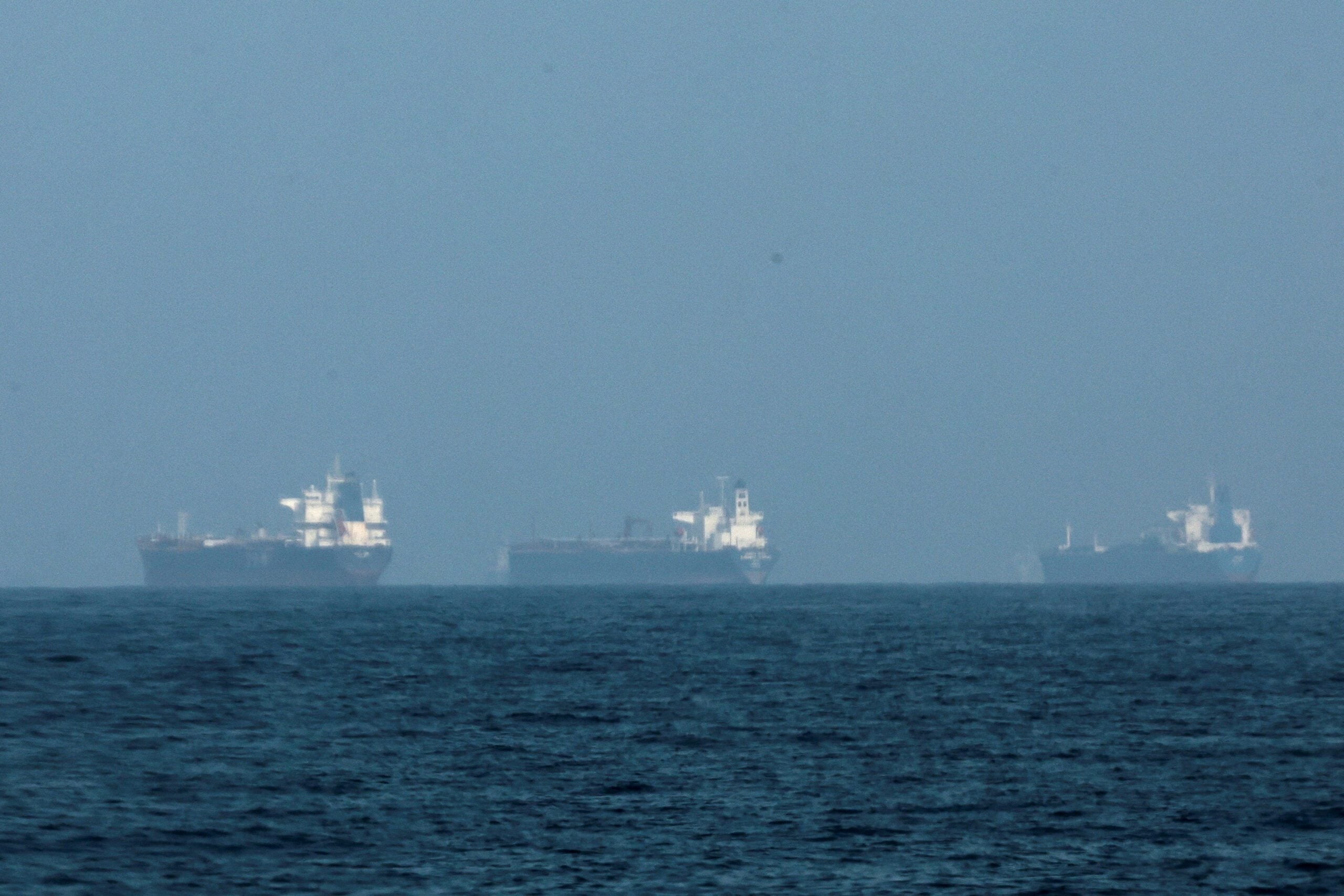 Tanker Loaded With Iraqi Crude Passes Through Hormuz