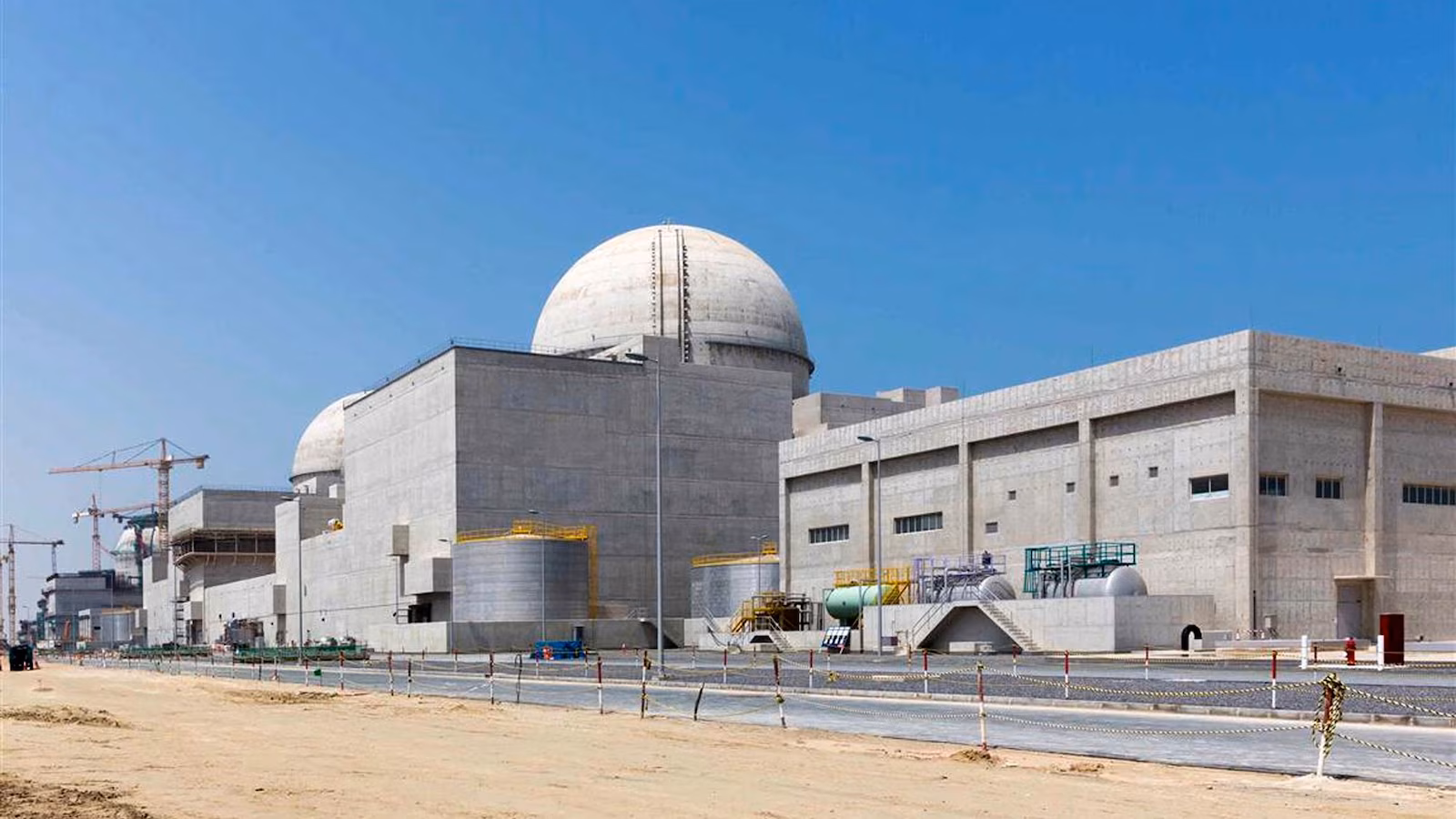 Drone strike sparks a fire on the perimeter of UAE's nuclear power plant, shaking Iran war ceasefire