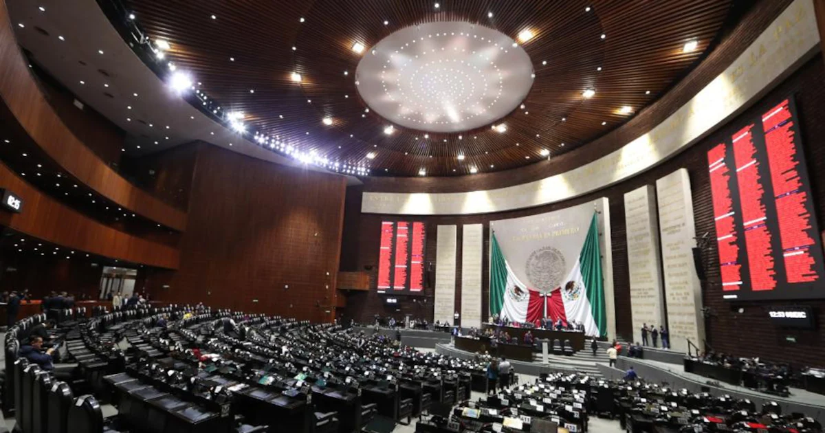 México aprueba reducir la jornada laboral gradualmente y bajarla a 40 horas en 2030