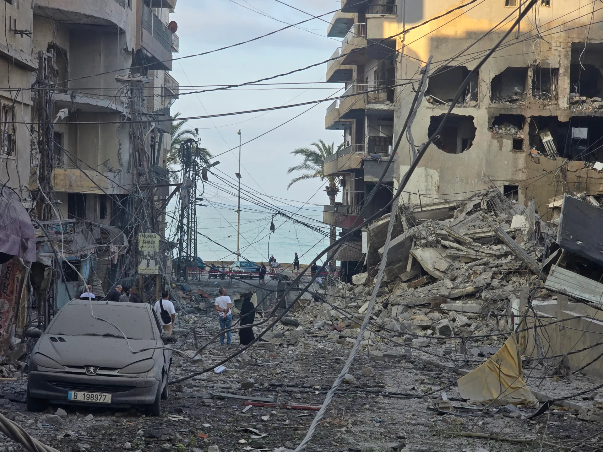 Israeli attacks in Lebanon kill at least 20 despite supposed ceasefire