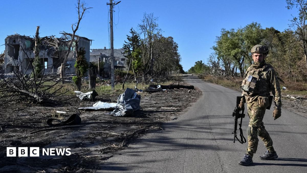 Russia's offensive ability is broken, Kyiv's former top general tells BBC