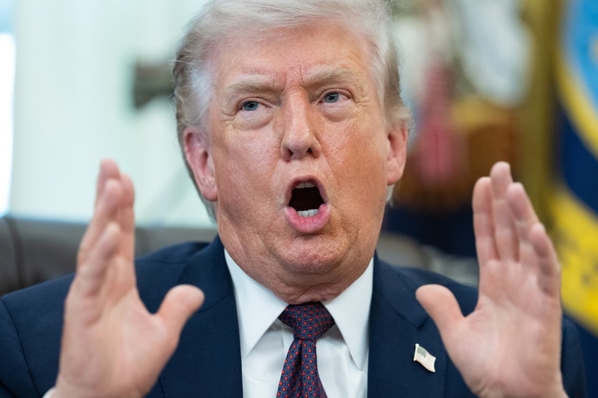 Trump Issues 'Yet Another' Ultimatum to Iran; Tehran Fires Back: 'Gates of Hell Will Open for You'