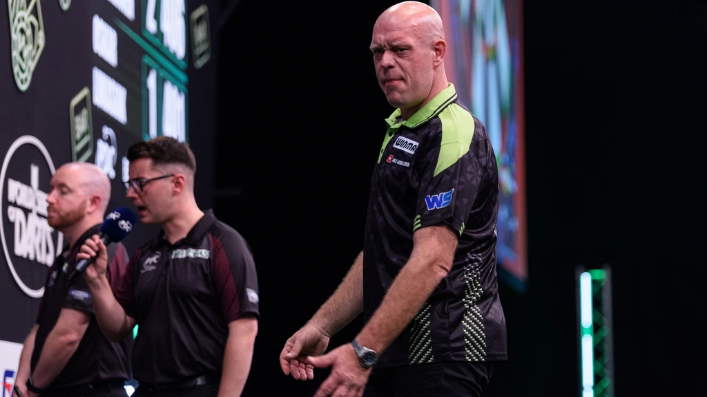 'Elvis' krijgt Van Gerwen niet van de leg: tweede toernooizege Nordic Masters