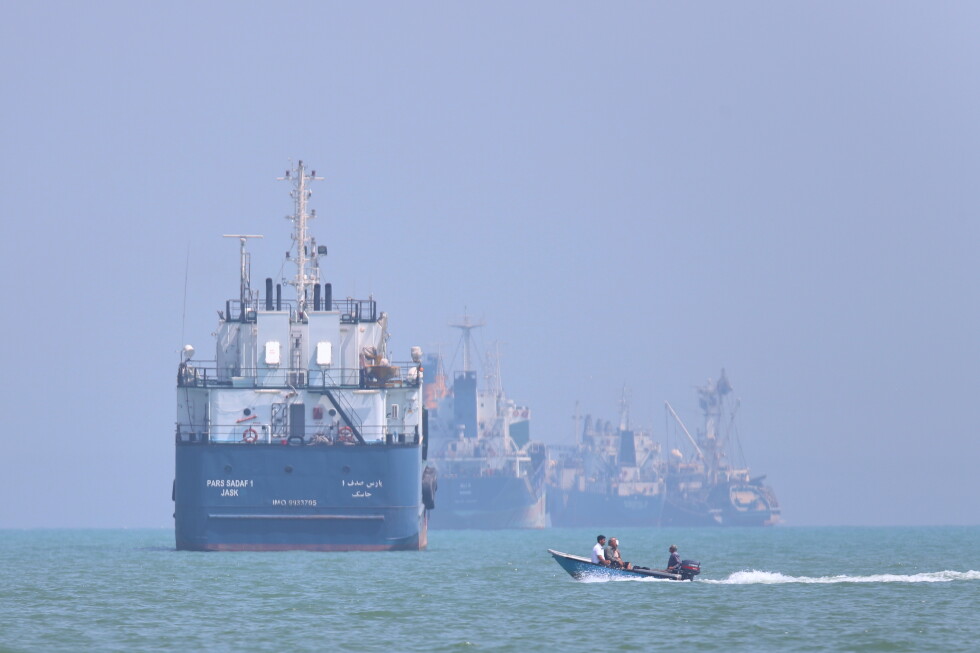 US launches a second day of strikes on Iran and Iran fires back at the Gulf states and Jordan