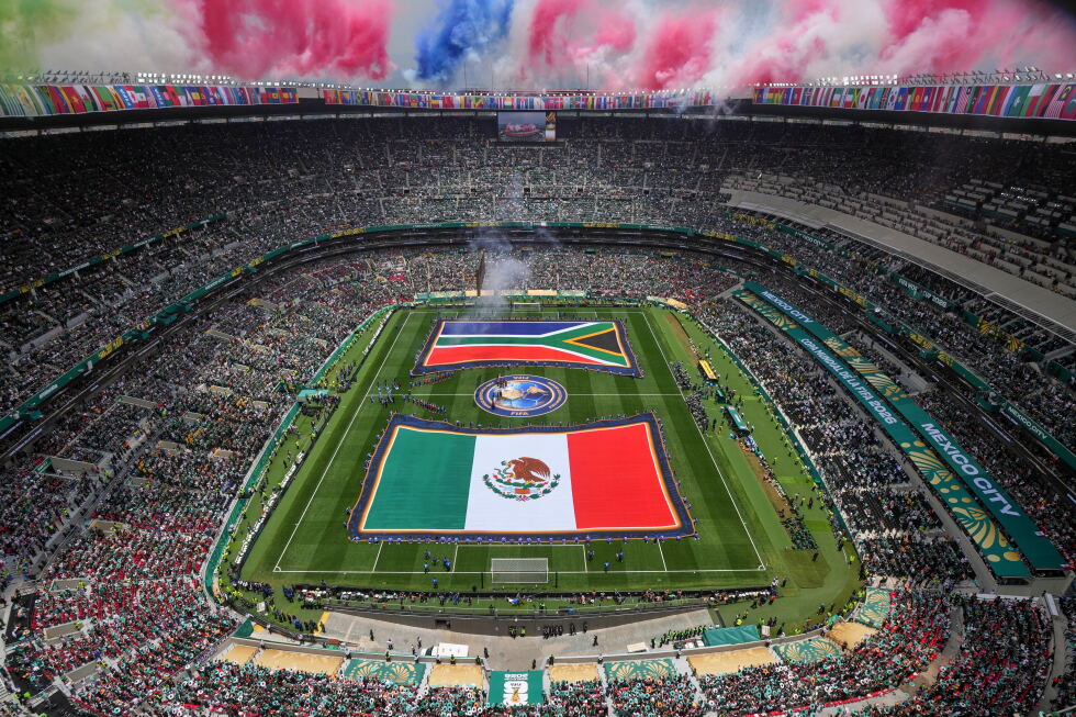 Shakira opens the World Cup as Mexico faces South Africa and South Korea takes on Czechia, in photos