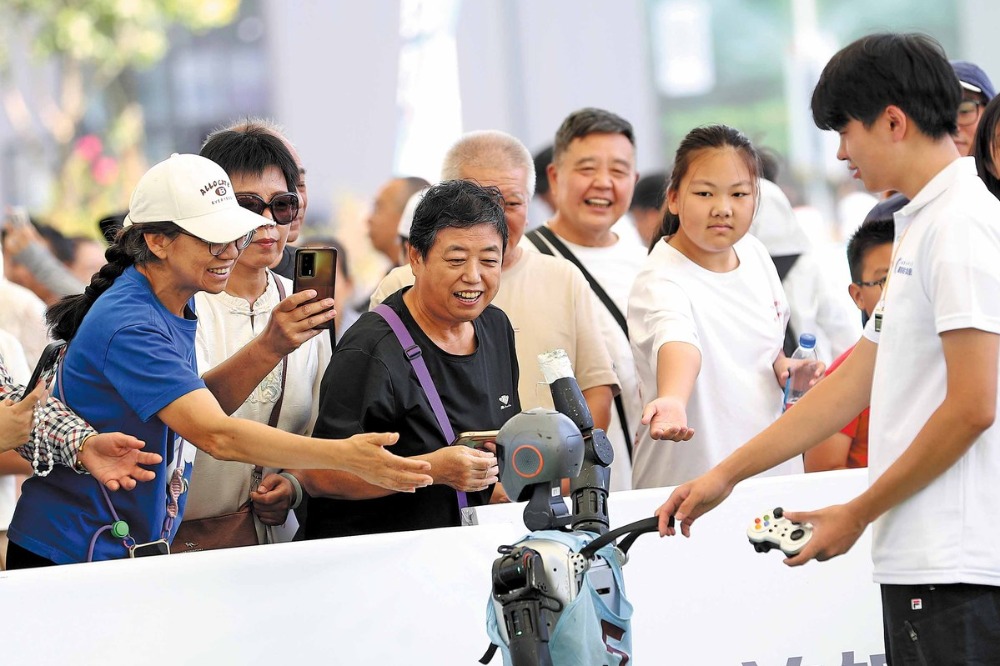 Expanded and upgraded service sector benefits China and world: China Daily editorial