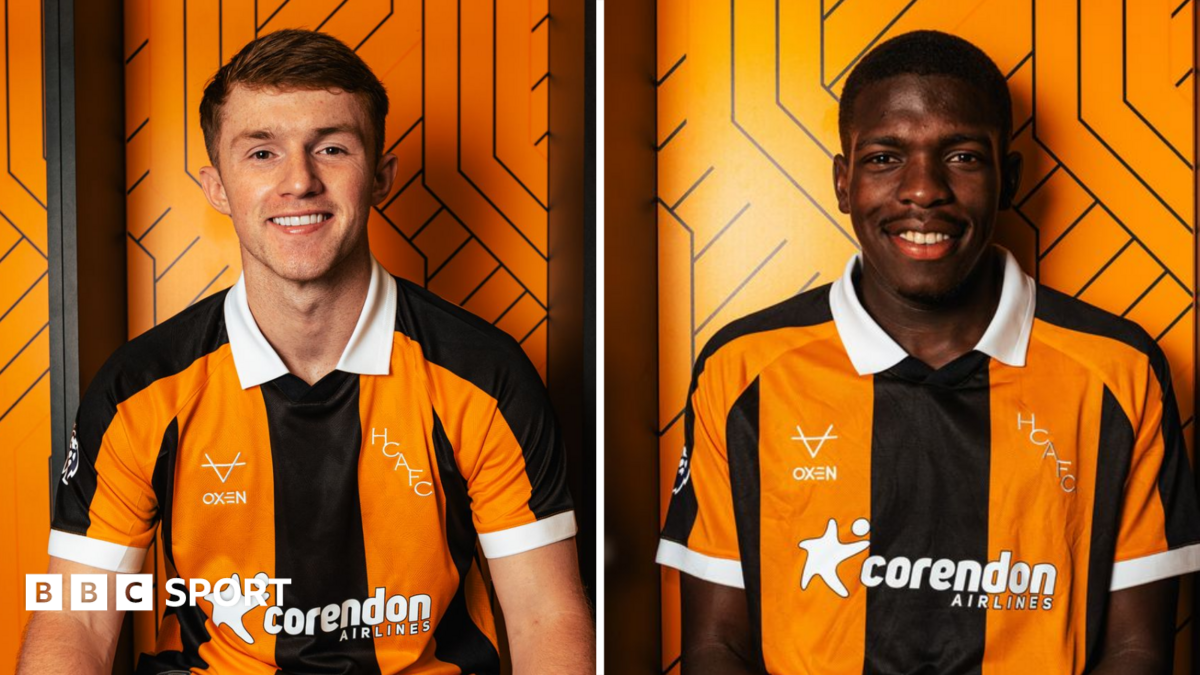 Hull sign Gelhardt and Gourna-Douath