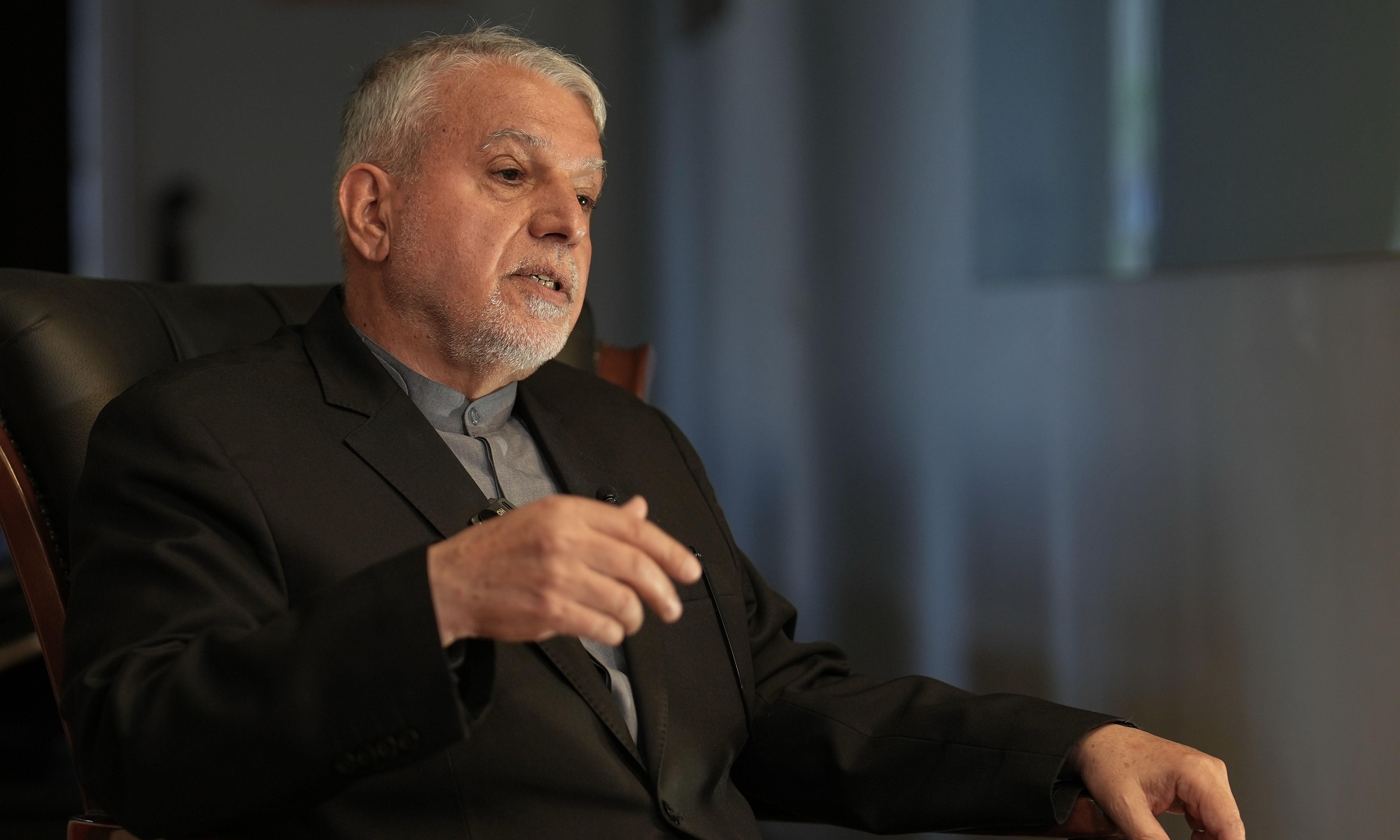 Iran Defiant on Eve of Trump's Ceasefire Deadline