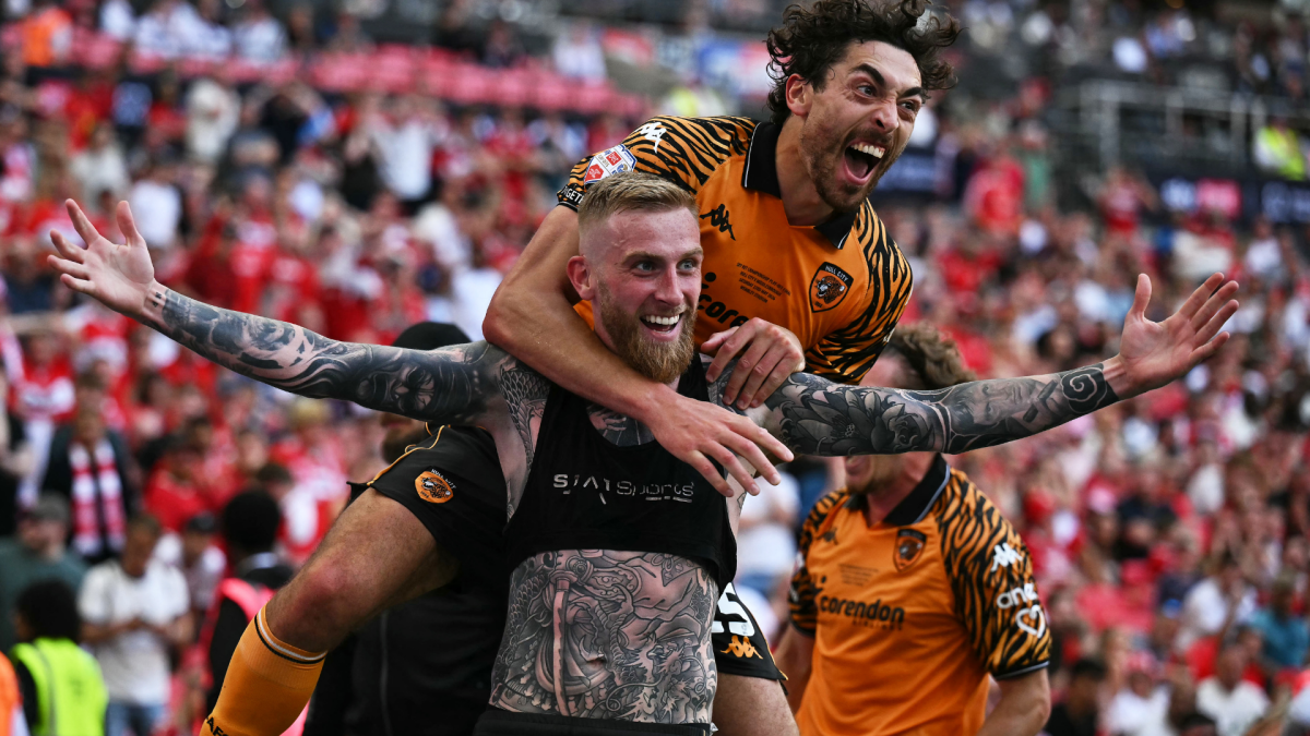 Hull City promoted to Premier League after last second winner