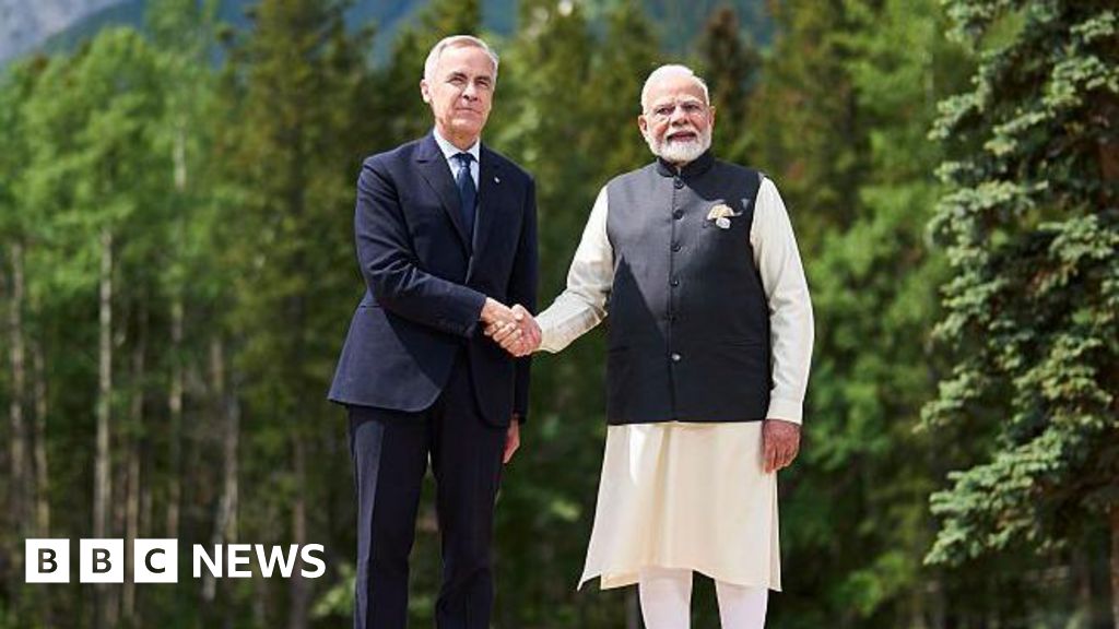 A 'delicate' balance for Canada and a 'win-win' for Modi as Carney visits India